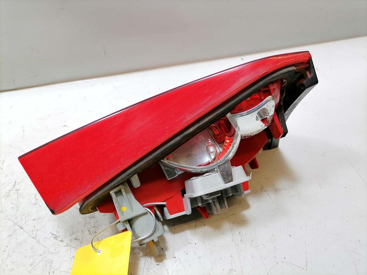 Audi A4 8K B8 original Rücklicht Rückleuchte Schlussleuchte rechts innen Kombi Bj.2010